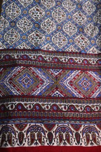  Obrus z Isfahanu mozaika kwiatowa ≈ 160x240cm